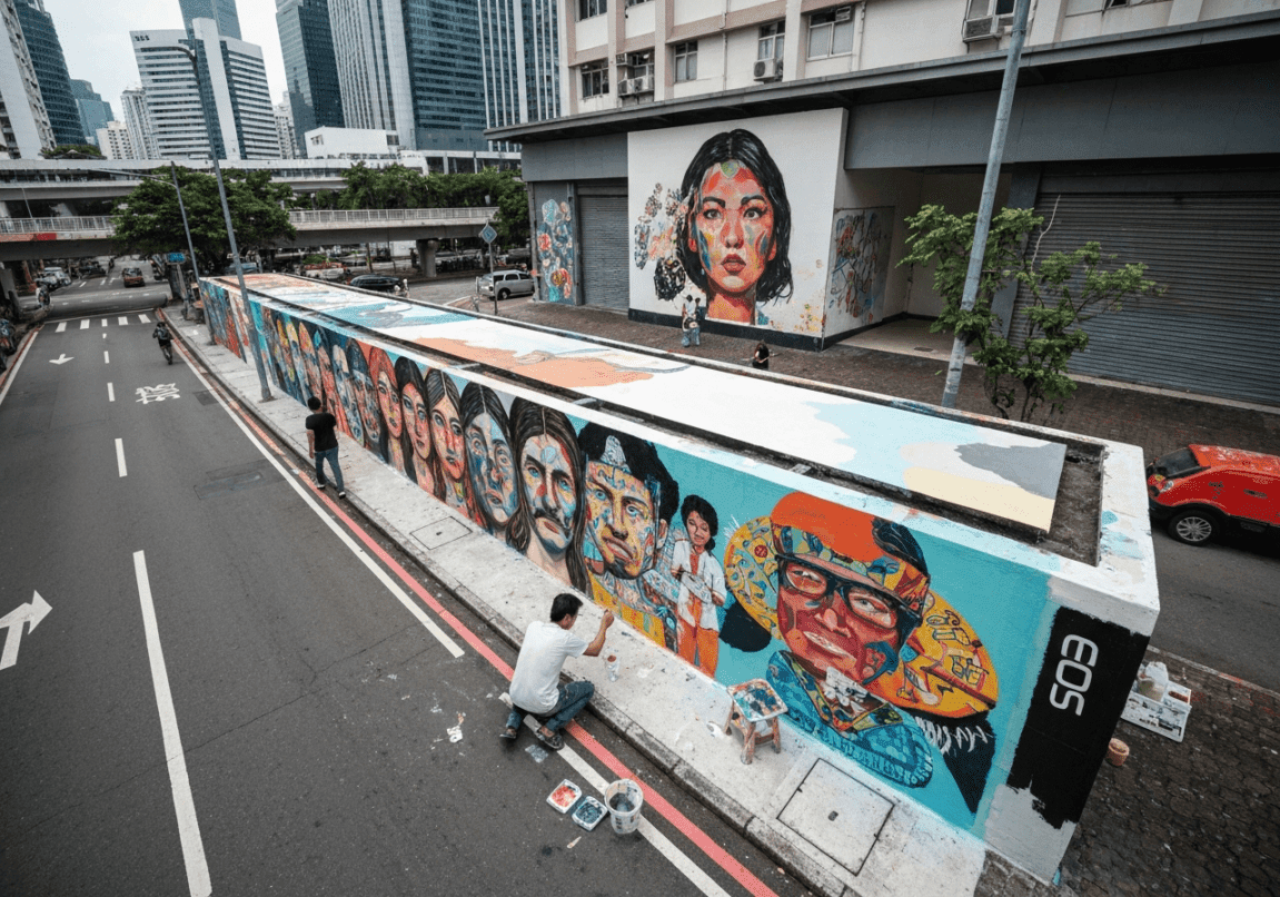 Group of diverse professionals volunteering, depicting servant leadership
